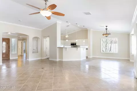 126 S Lucia Ln, Casa Grande, AZ 85194