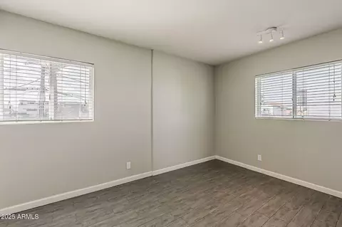 Bedroom - 531 E Roanoke Ave #D, Phoenix, AZ 85004 photo 1 of 8