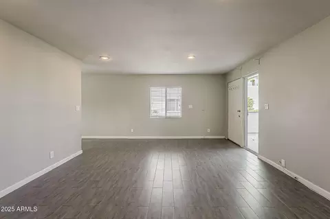 Living - 531 E Roanoke Ave #D, Phoenix, AZ 85004 photo 4 of 6