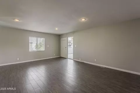 Living - 531 E Roanoke Ave #D, Phoenix, AZ 85004 photo 5 of 6