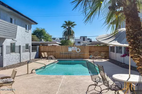 Exterior - 531 E Roanoke Ave #D, Phoenix, AZ 85004 photo 3 of 3