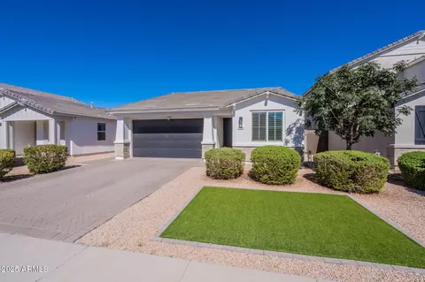 598 E Hazelnut Ln, San Tan Valley, AZ 85140