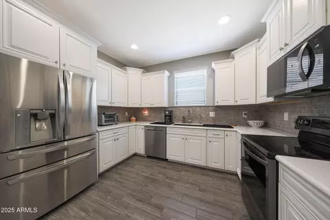 Kitchen - 7226 E Orion St, Mesa, AZ 85207 photo 2 of 5
