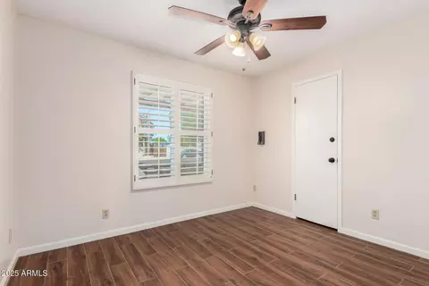 58 E Canterbury Ct, Phoenix, AZ 85022 photo 26