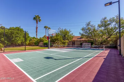 58 E Canterbury Ct, Phoenix, AZ 85022 photo 42