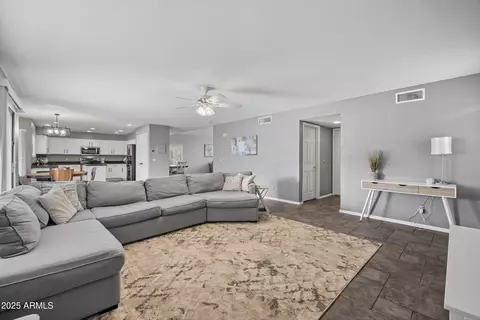 Other - 2027 E Parkside Ln, Phoenix, AZ 85024 photo 2 of 11