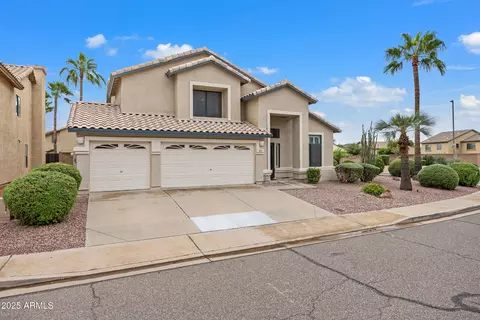 2027 E Parkside Ln, Phoenix, AZ 85024