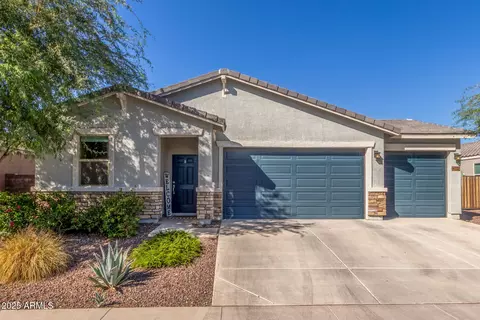 4002 E Sidesaddle Rd, San Tan Valley, AZ 85140