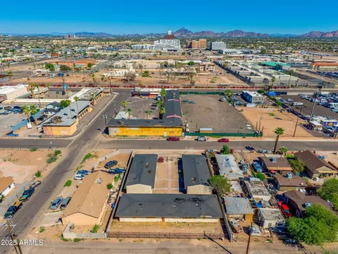 2505 E Monroe St, Phoenix, AZ 85034 photo 3