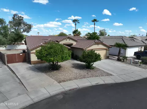 13354 W Cottonwood St, Surprise, AZ 85374