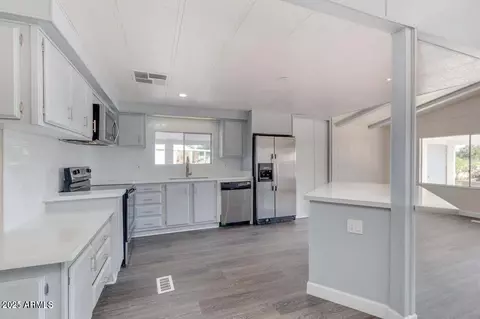 7713 E Impala Ave, Mesa, AZ 85209 photo 3