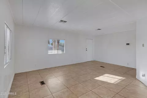 7646 E Gale Ave, Mesa, AZ 85209 photo 6