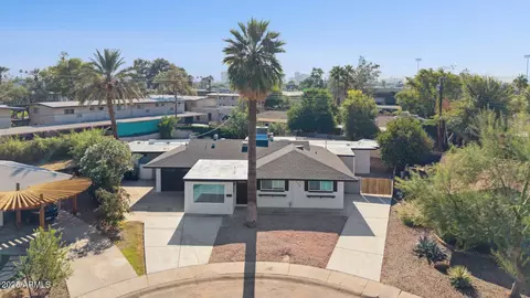 1119 W Medlock Dr, Phoenix, AZ 85013