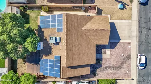 View/Area - 643 W Devon Ct, Gilbert, AZ 85233 photo 1 of 5