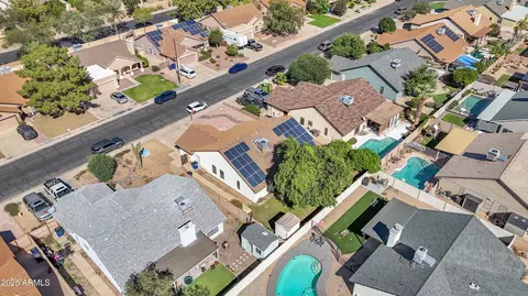 View/Area - 643 W Devon Ct, Gilbert, AZ 85233 photo 3 of 5
