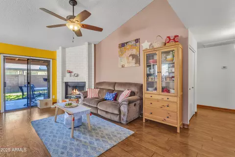 Living - 643 W Devon Ct, Gilbert, AZ 85233 photo 3 of 4