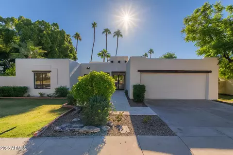 3151 E Claremont Ave, Phoenix, AZ 85016