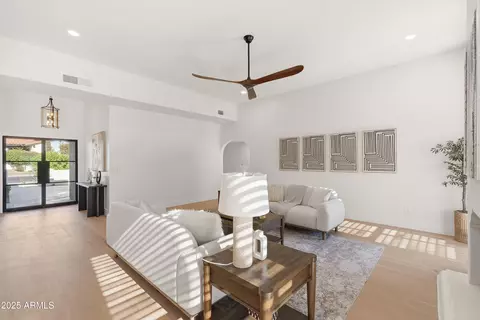 3151 E Claremont Ave, Phoenix, AZ 85016 photo 9
