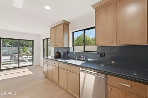 3151 E Claremont Ave, Phoenix, AZ 85016 photo 24