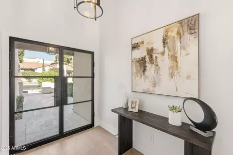 3151 E Claremont Ave, Phoenix, AZ 85016 photo 3