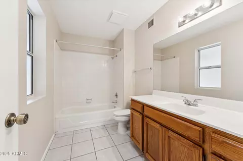 Bath - 5928 E Ivy St, Mesa, AZ 85205 photo 3 of 3