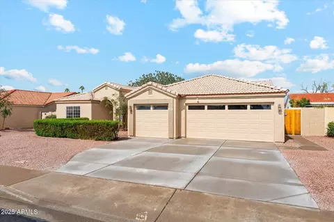 Exterior - 5928 E Ivy St, Mesa, AZ 85205 photo 2 of 5