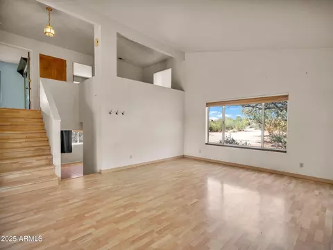 Living - 5801 E Broadway Ave, Apache Junction, AZ 85119 photo 2 of 7