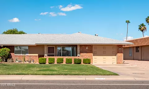 9414 W Greenway Rd, Sun City, AZ 85351