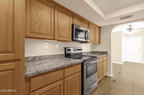 Kitchen - 3825 E Camelback Rd #120, Phoenix, AZ 85018 photo 2 of 3