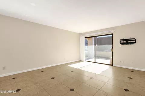 Living - 3825 E Camelback Rd #120, Phoenix, AZ 85018 photo 4 of 9