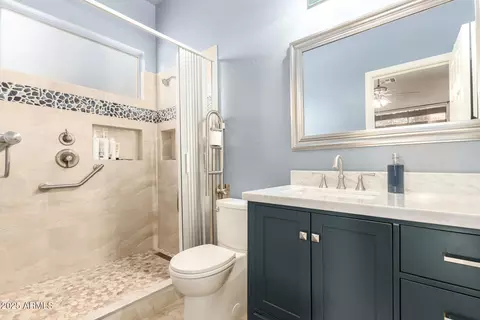 Bath - 4156 E Patrick St, Gilbert, AZ 85295 photo 2 of 5