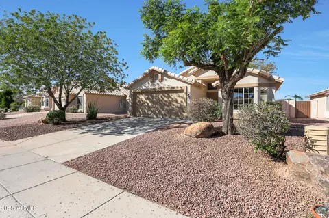 6172 W Blackhawk Dr, Glendale, AZ 85308