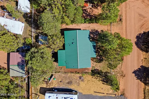 2064 Pinewood Dr, Overgaard, AZ 85933 photo 31