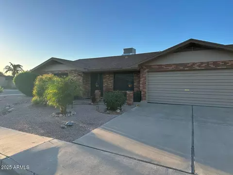 4565 E Florian Cir, Mesa, AZ 85206 photo 2
