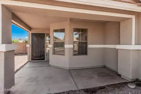Exterior - 1521 E Chambers St, Phoenix, AZ 85040 photo 4 of 9