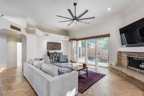 2119 E Northview Ave, Phoenix, AZ 85020 photo 13