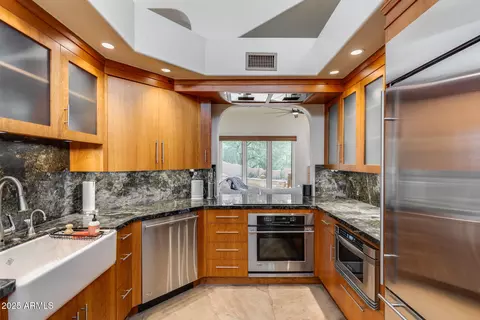 2119 E Northview Ave, Phoenix, AZ 85020