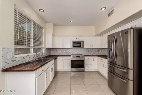 Kitchen - 7436 E Hannibal St, Mesa, AZ 85207 photo 1 of 2