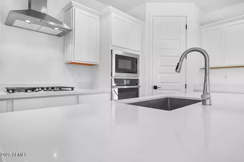 9222 S 169th Dr, Goodyear, AZ 85338 photo 6