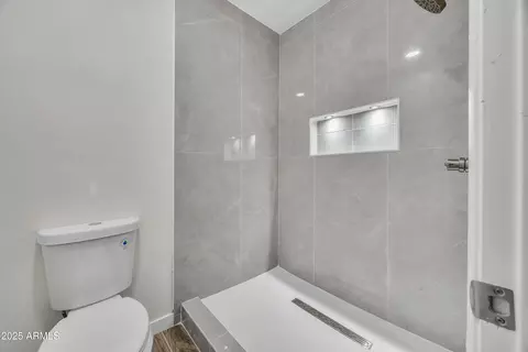Bath - 5505 E Mclellan Rd #98, Mesa, AZ 85205 photo 2 of 4