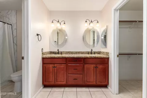 Bath - 19645 N 3rd Ave, Phoenix, AZ 85027 photo 1 of 3