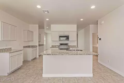 1091 W Chimes Tower Dr, Casa Grande, AZ 85122