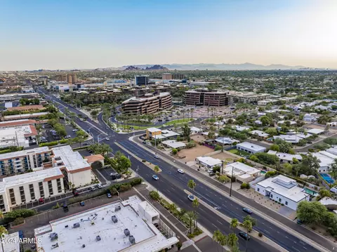 5016 N Scottsdale Rd #84, Paradise Valley, AZ 85253