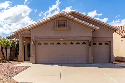 11553 W Sonoran Ct, Surprise, AZ 85378