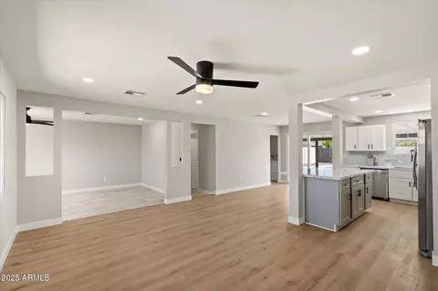 Living - 4307 N 15th Dr, Phoenix, AZ 85015 photo 5 of 6