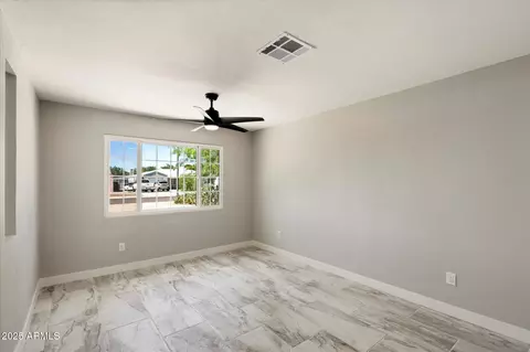 Living - 4307 N 15th Dr, Phoenix, AZ 85015 photo 6 of 6