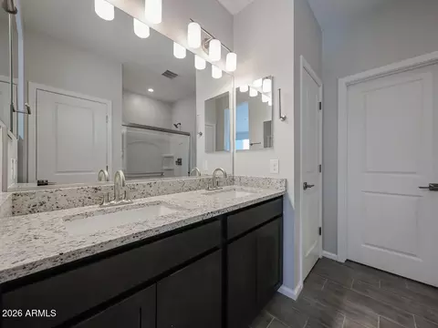 Bath - 2647 E Boulder Ave, Apache Junction, AZ 85119 photo 2 of 6