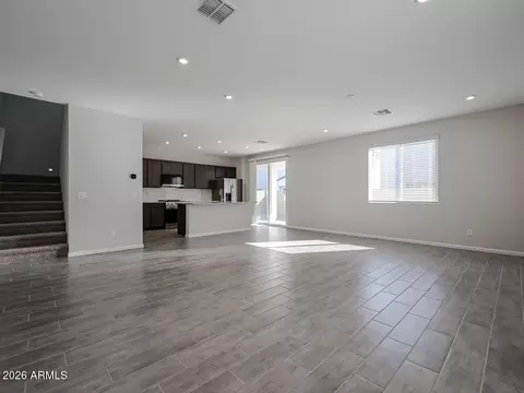 Living - 2647 E Boulder Ave, Apache Junction, AZ 85119 photo 1 of 3