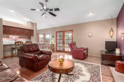 Living - 3123 E Charleston Ave, Phoenix, AZ 85032 photo 1 of 2