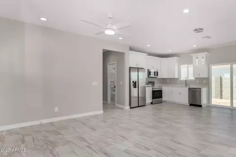 3160 W Caballero Dr, Eloy, AZ 85131